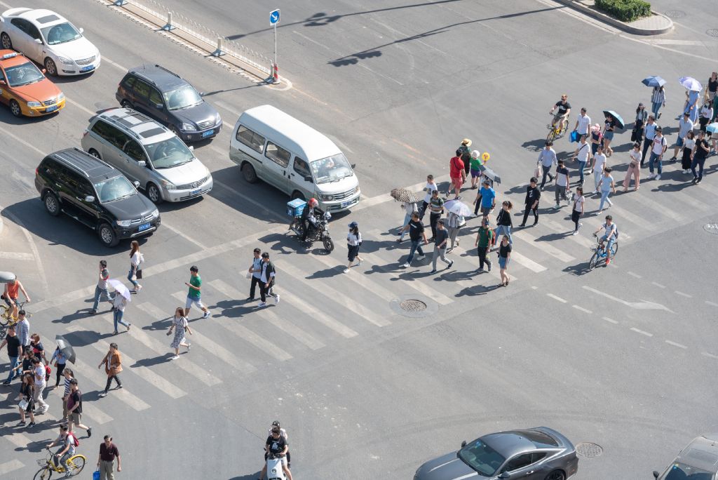 Slow traffic on the interstate highway